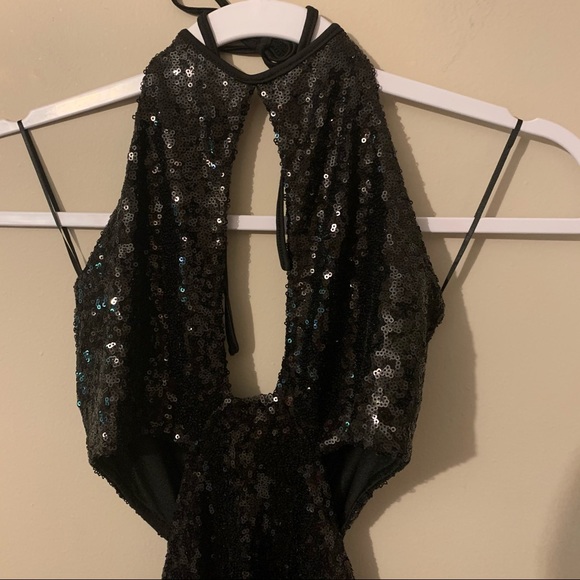 NWT Fashion Nova Cut Out Mini Sequin Dress- Medium - Picture 5 of 8